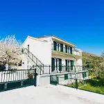 House Duje
