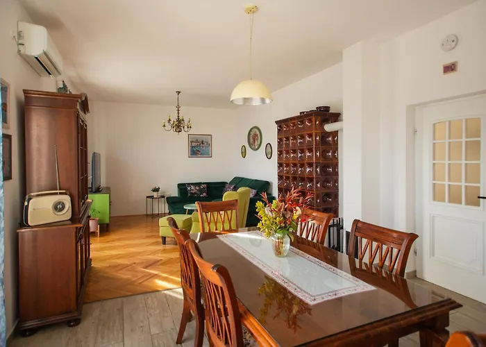 House Duje * Plano